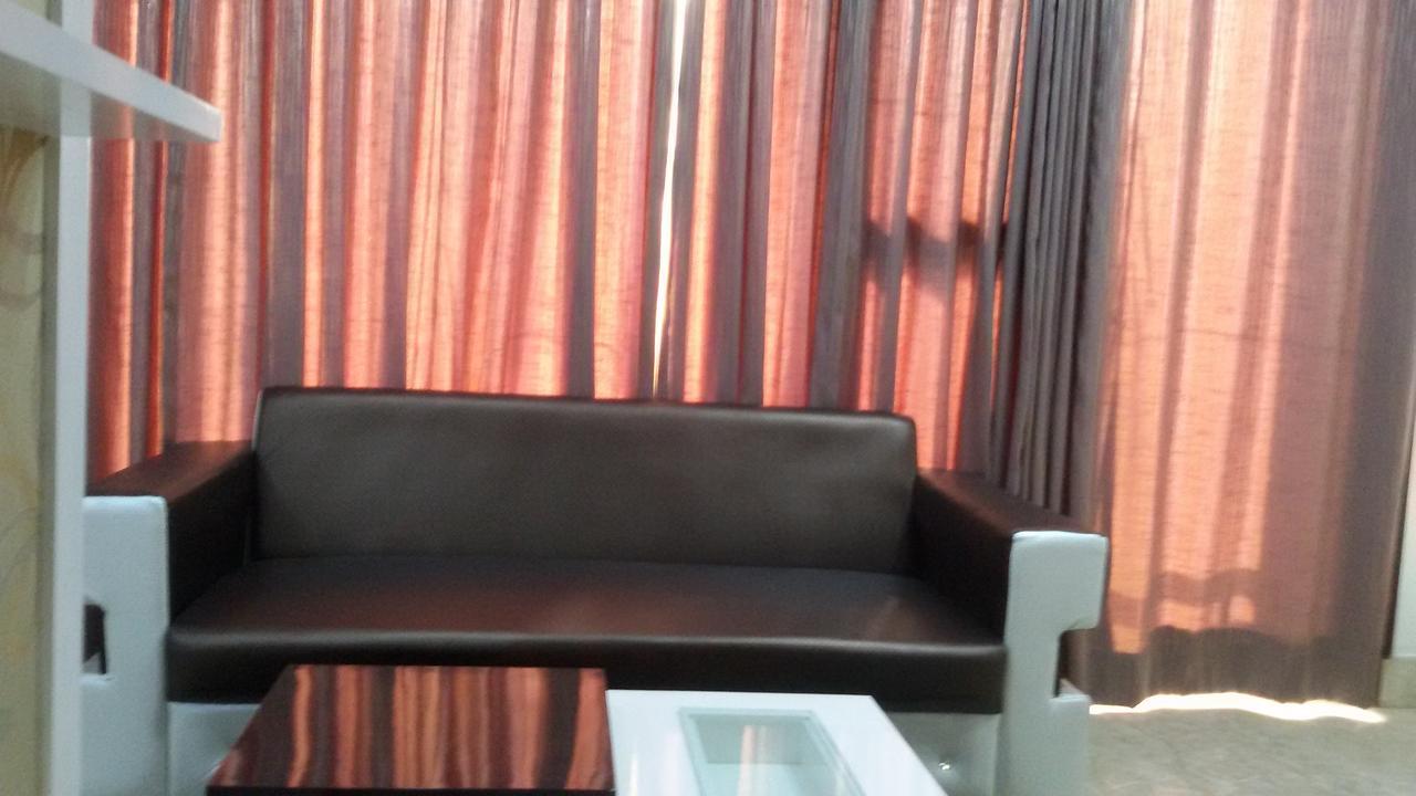 Hotel Royal International New Delhi Extérieur photo