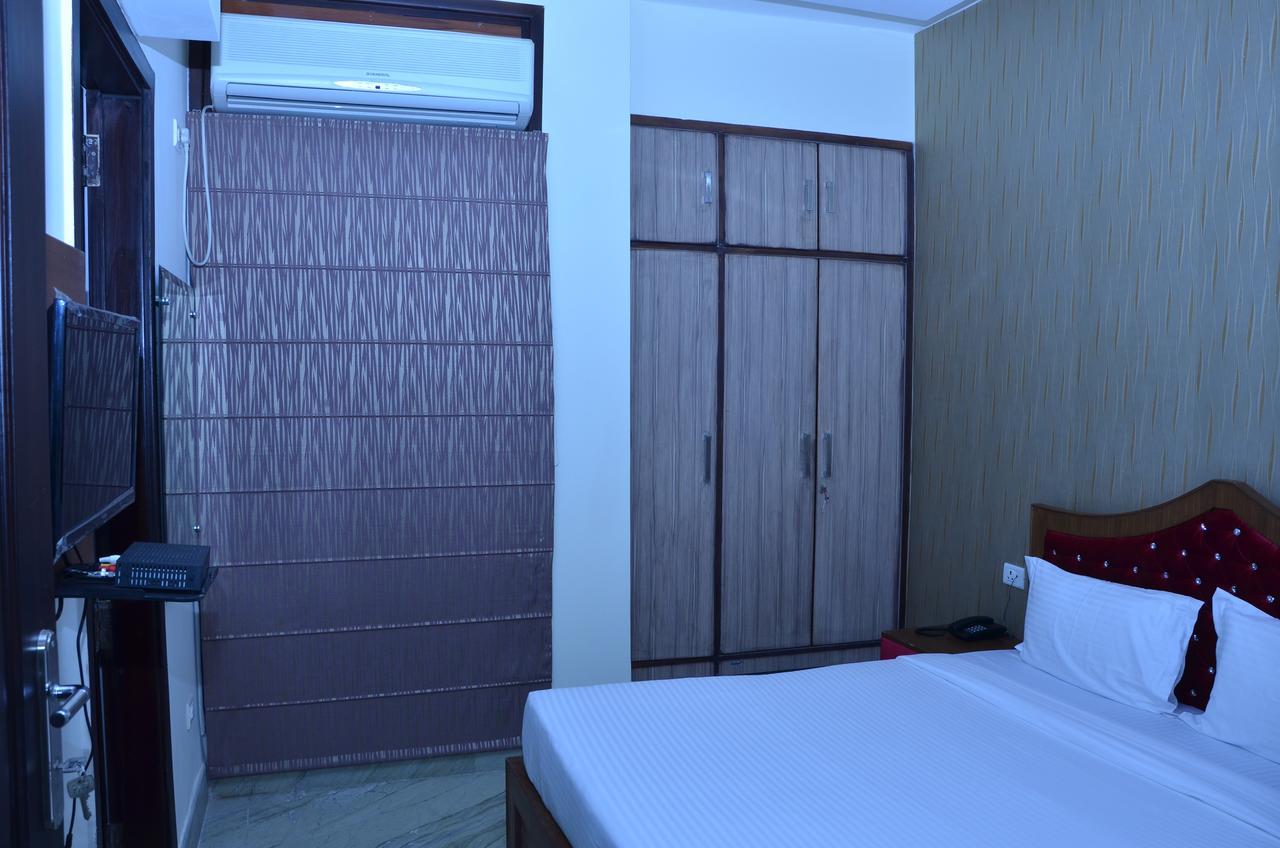 Hotel Royal International New Delhi Extérieur photo