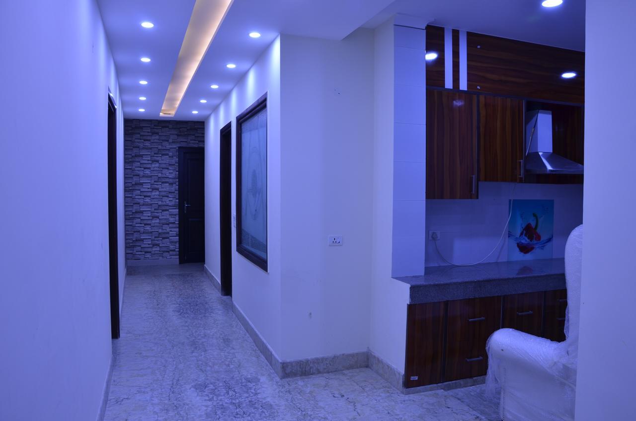 Hotel Royal International New Delhi Extérieur photo
